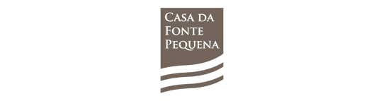 casa da fonte pequena logo