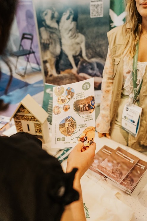 WhatsApp Image 2025-10-13 at 15.24.02 (1)